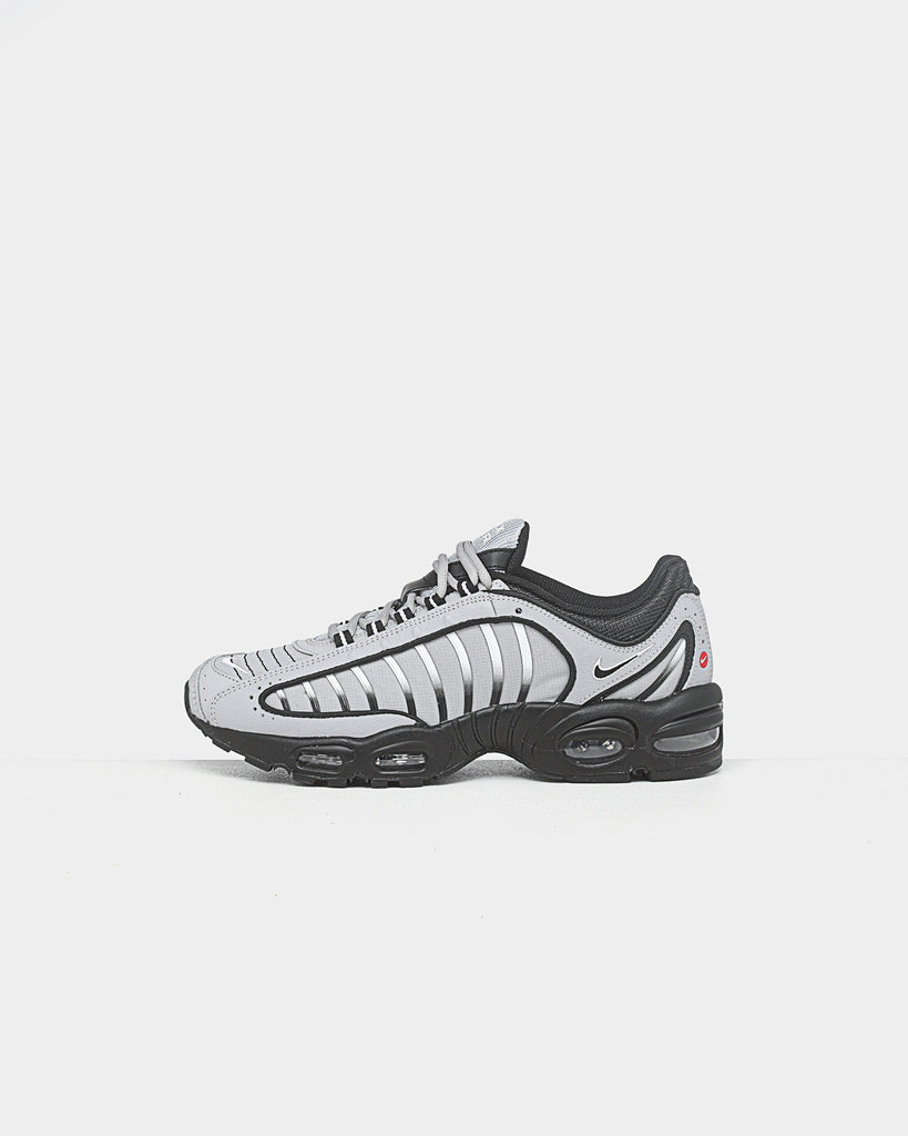 air max tailwind