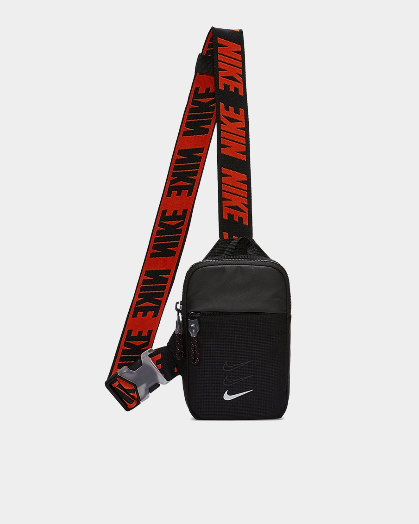 nike essential small hip pack