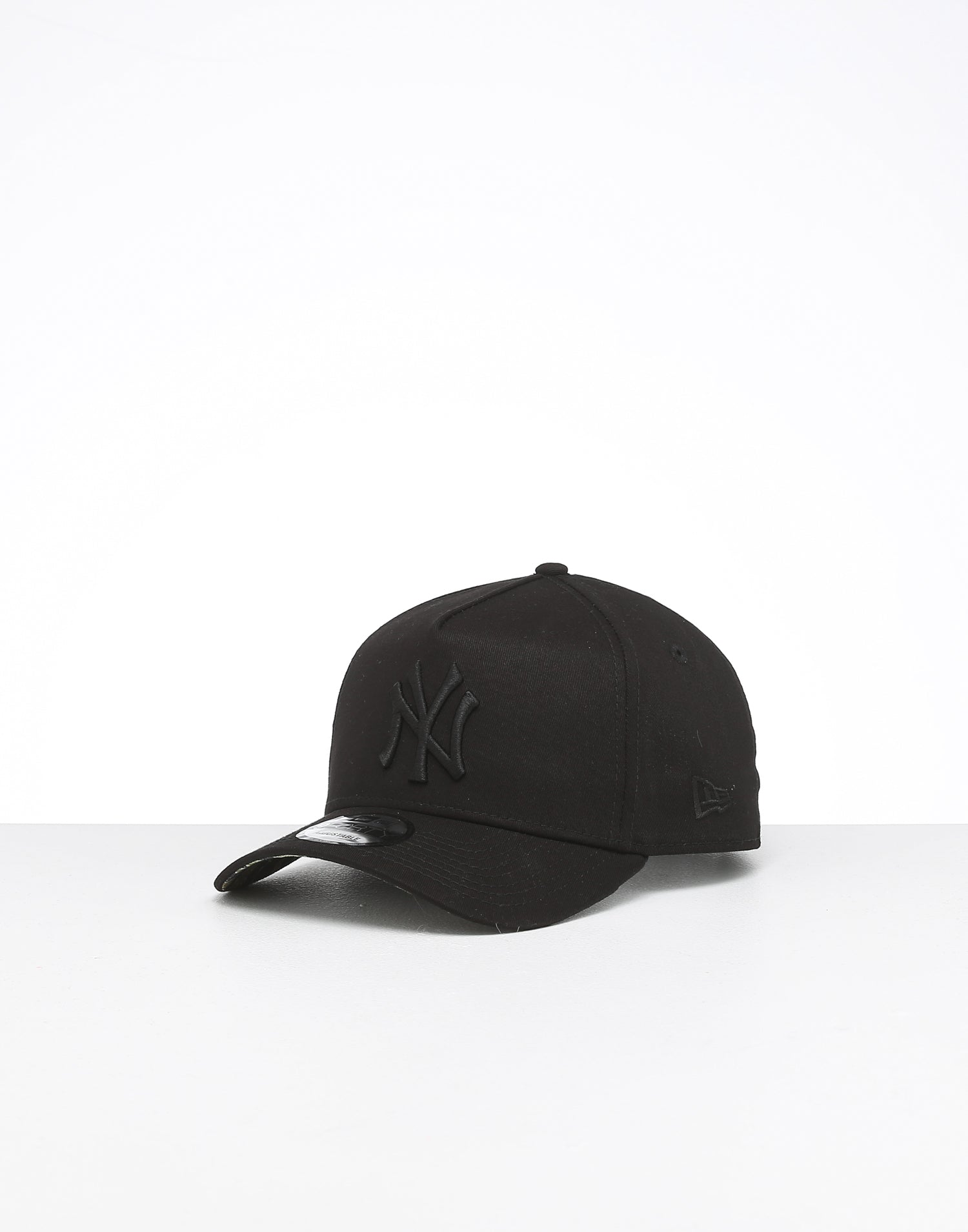 new era black camo