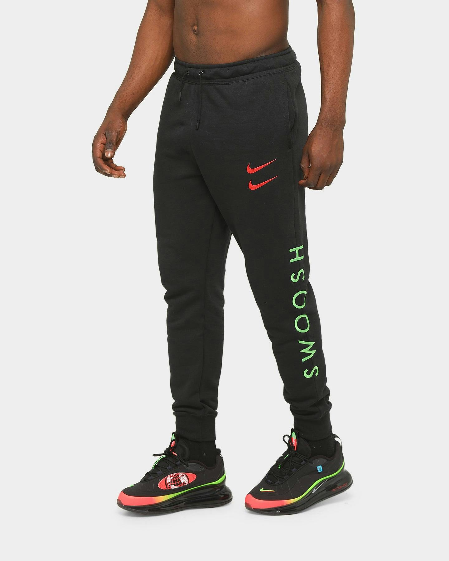 Nike Sportswear Swoosh Trackpant Black/Green/Emb | Culture Kings