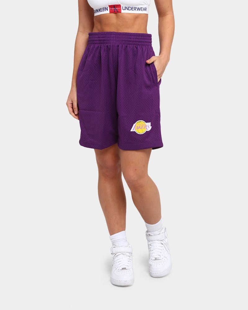 Mitchell Ness Men S Los Angeles Lakers Team Mesh Shorts Purple Culture Kings