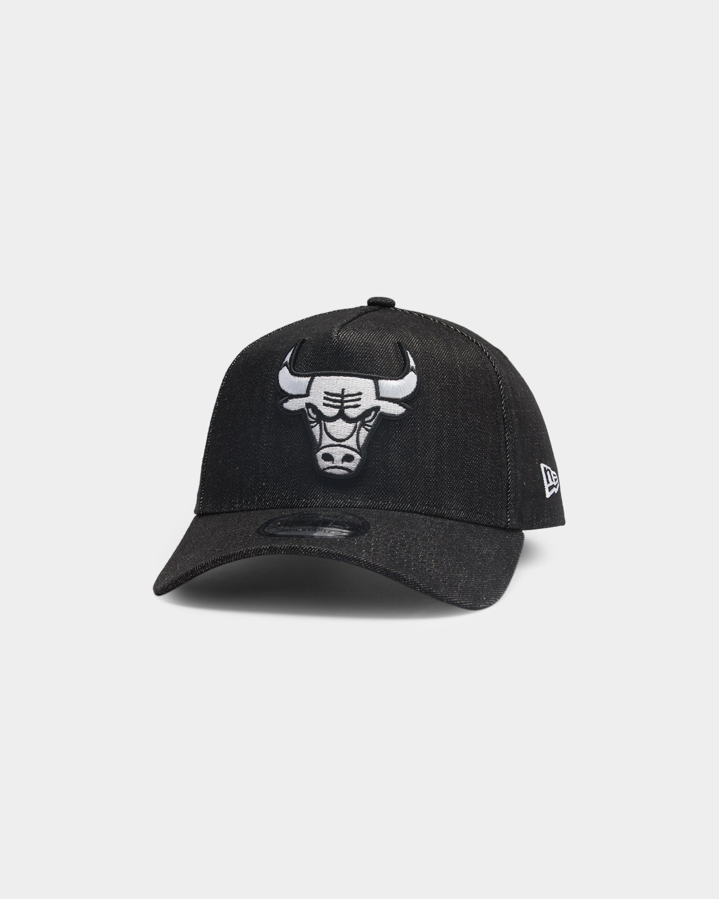 white bulls snapback