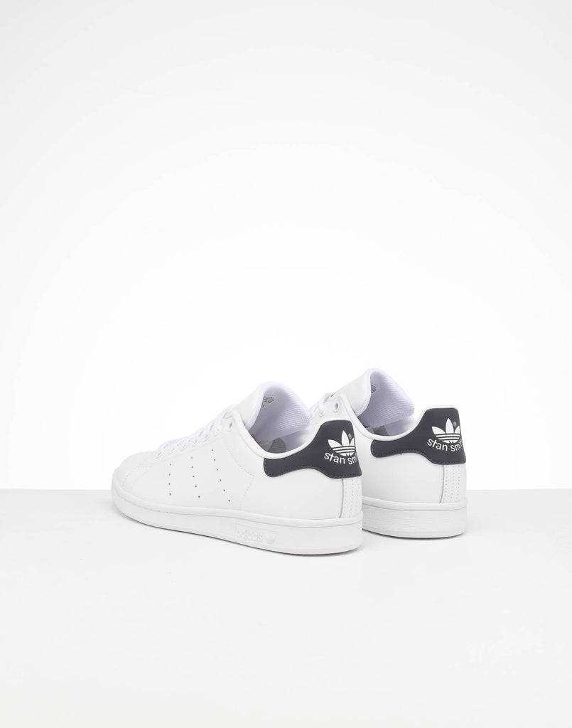 {keywor d} adidas stans smith 125