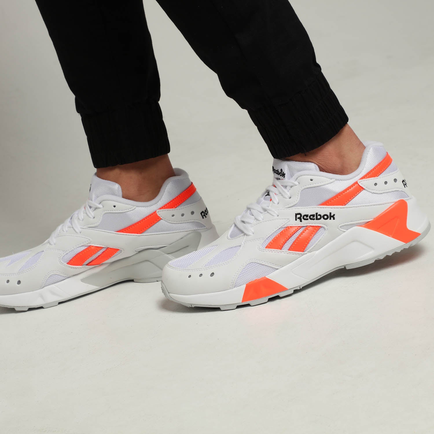 reebok aztrek white orange