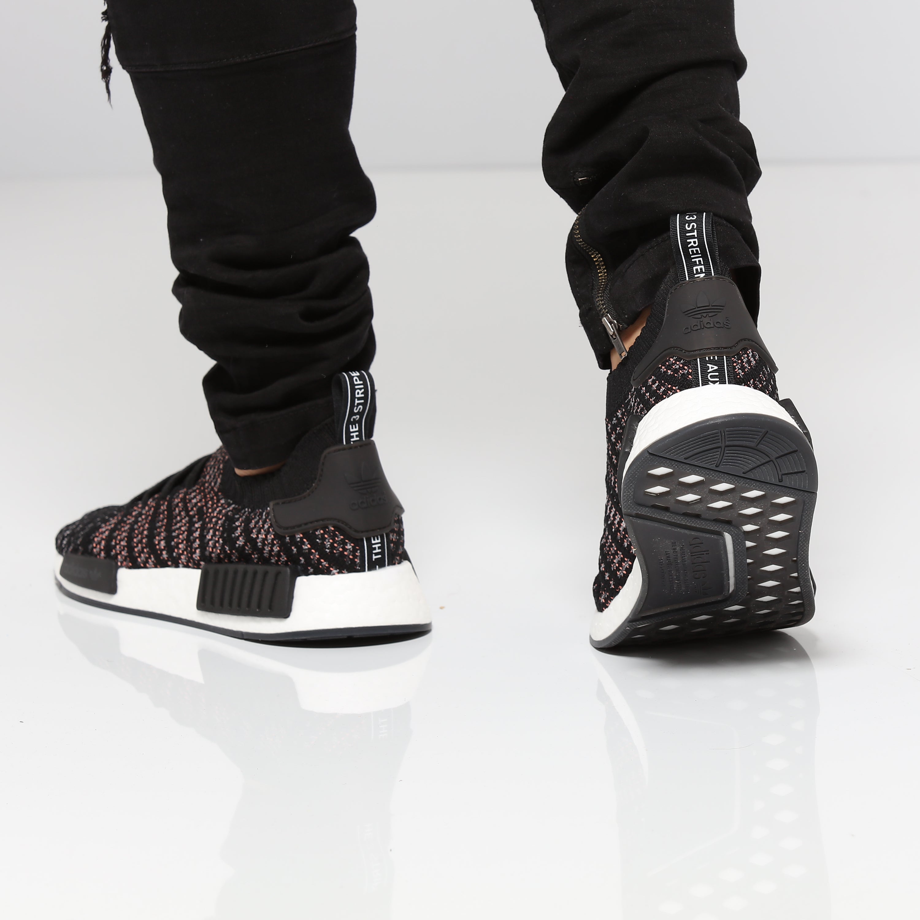 women's black multi nmd_r1 stlt primeknit sneakers