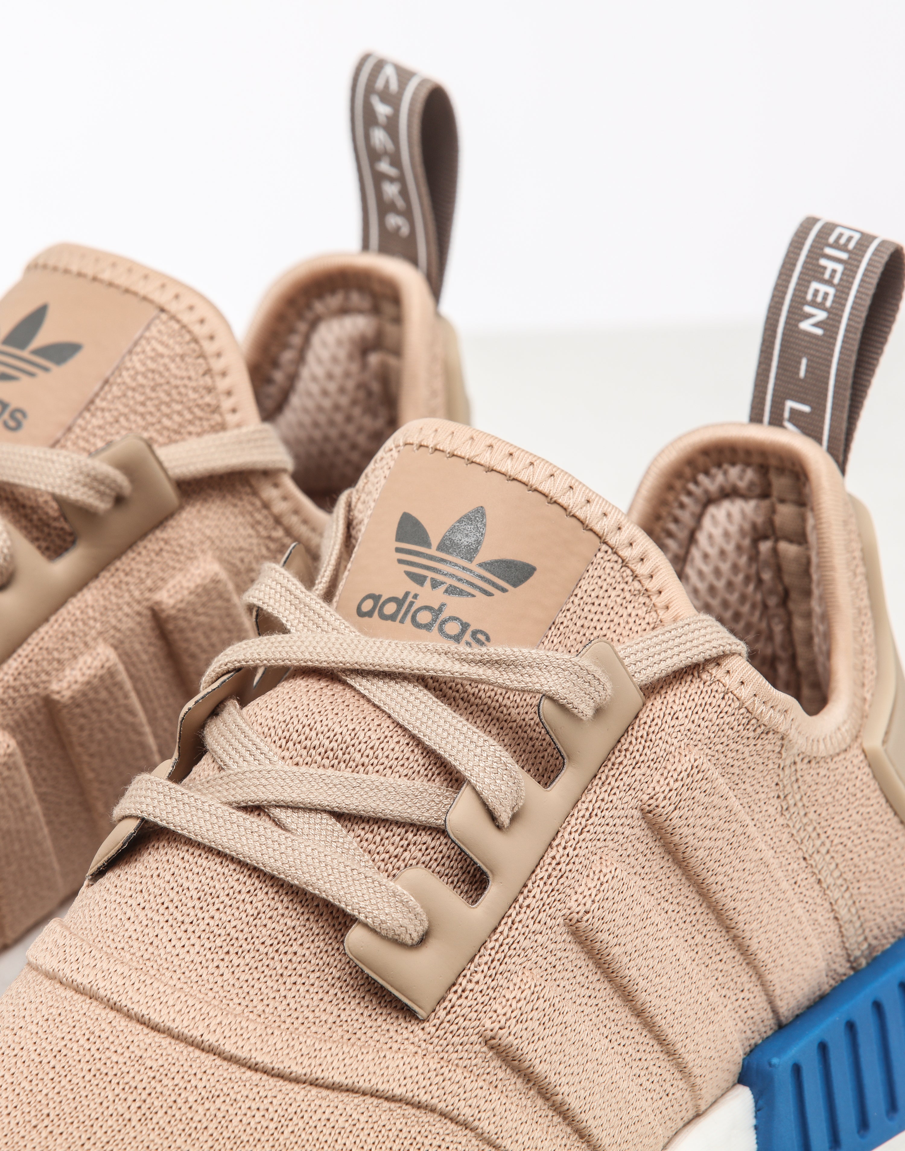 nmd r1 pale nude