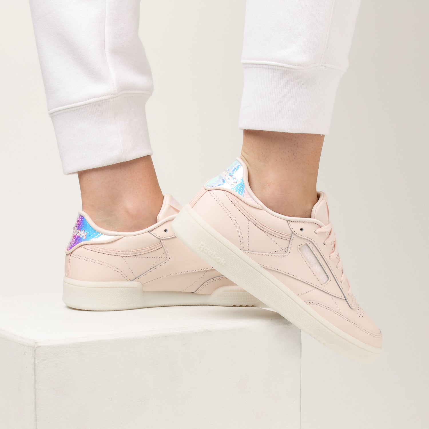 reebok club c 85 womens pink