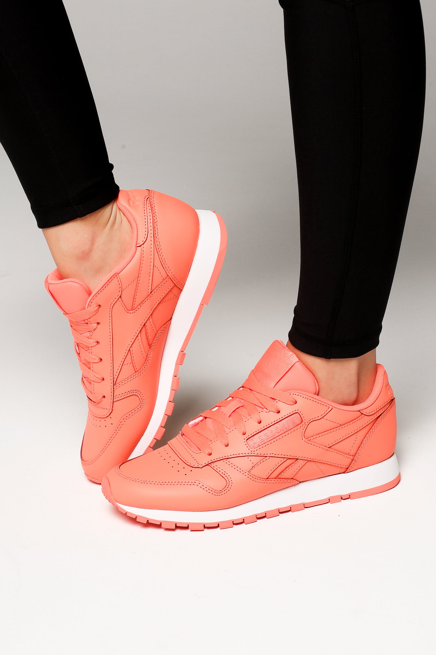 reebok classic leather coral pink