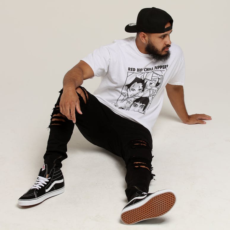 Red Hot Chili Peppers RHCP Group Outline Vintage White