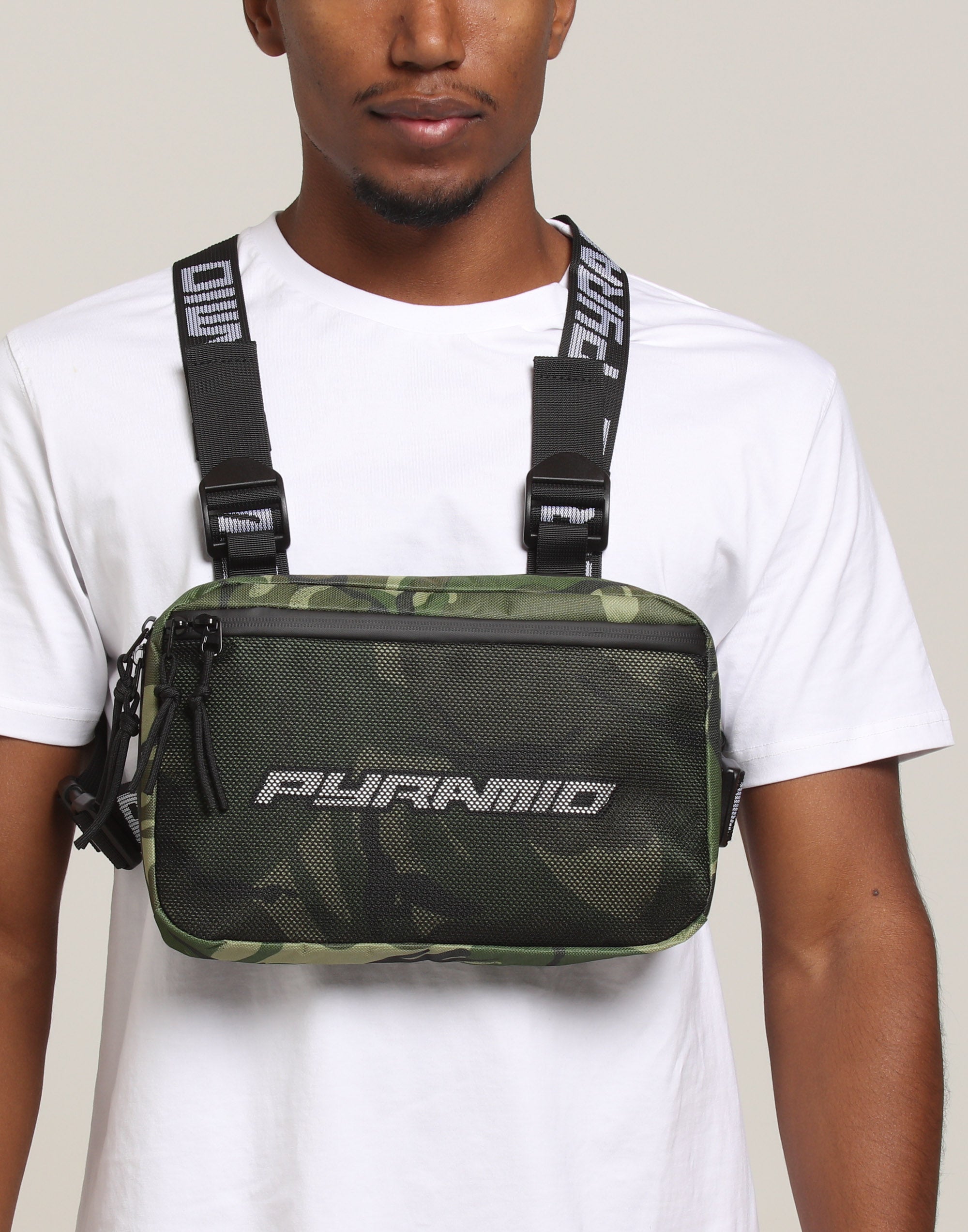 chest bag pyramid
