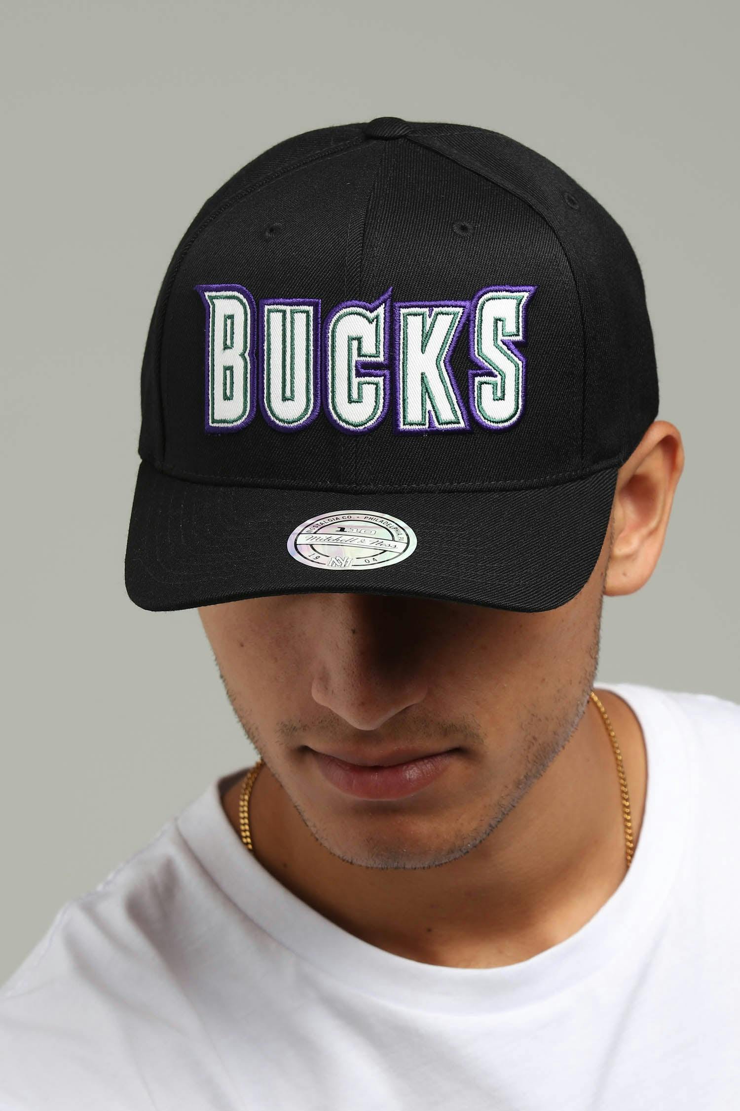 Mitchell & Ness Milwaukee Bucks Jersey Logo 110 Snapback ...