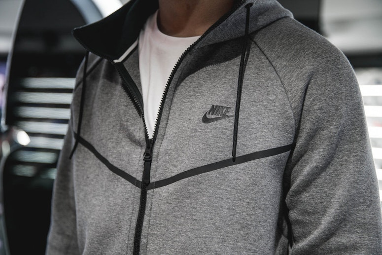 Nike Tech Fleece Windrunner Hood Dark Grey/Black Culture Kings