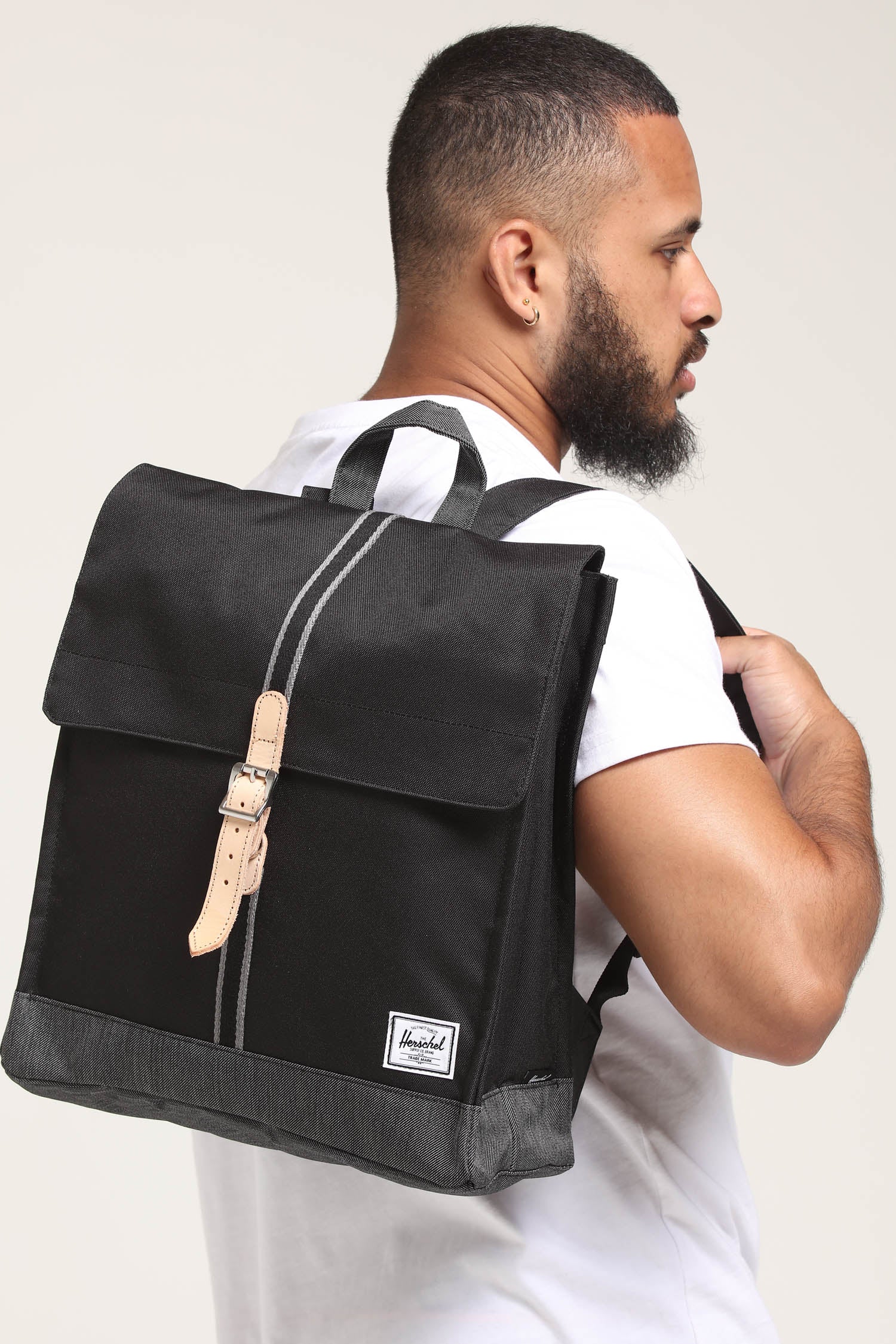 herschel city backpack black