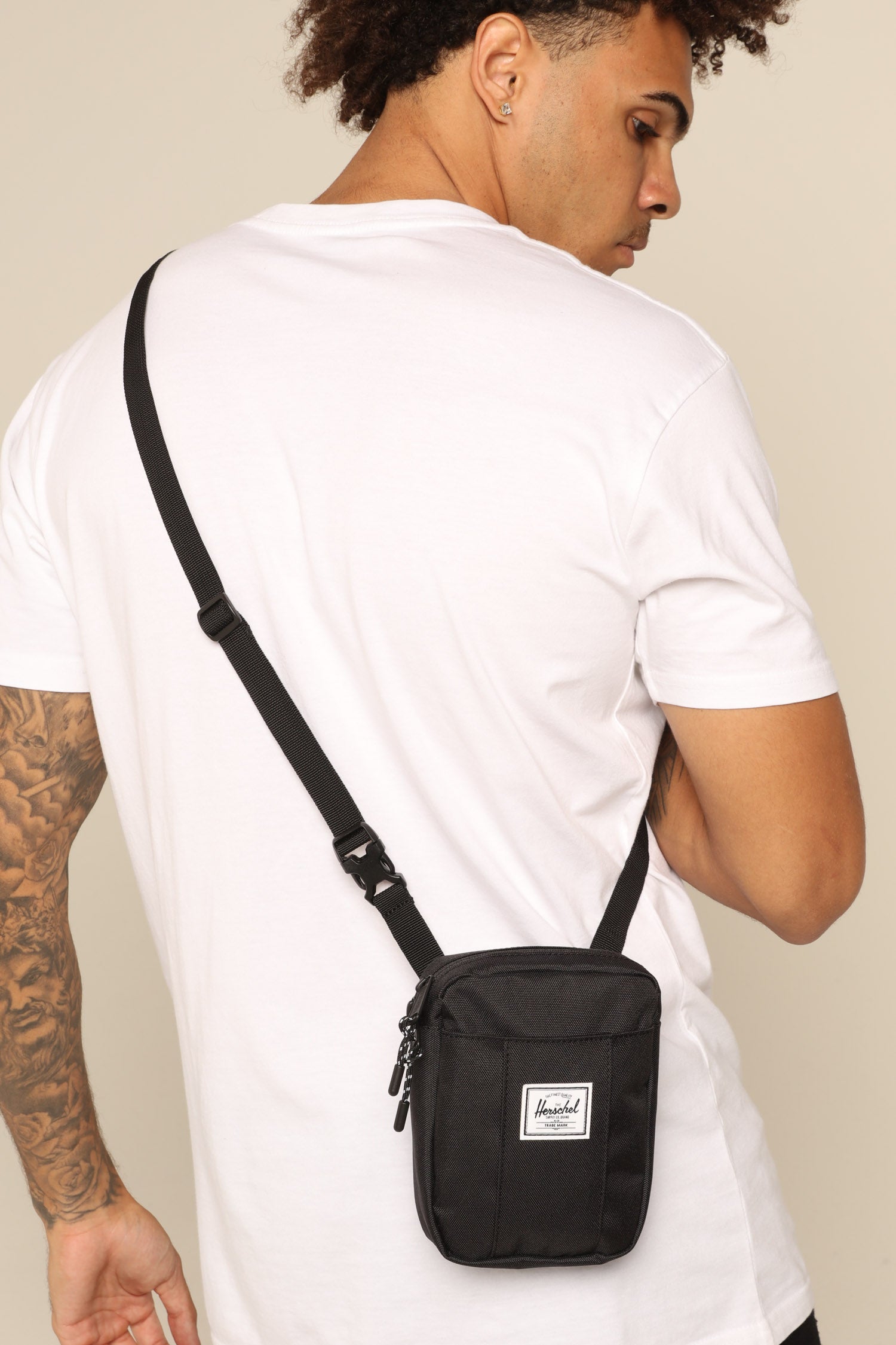 herschel cruz bag