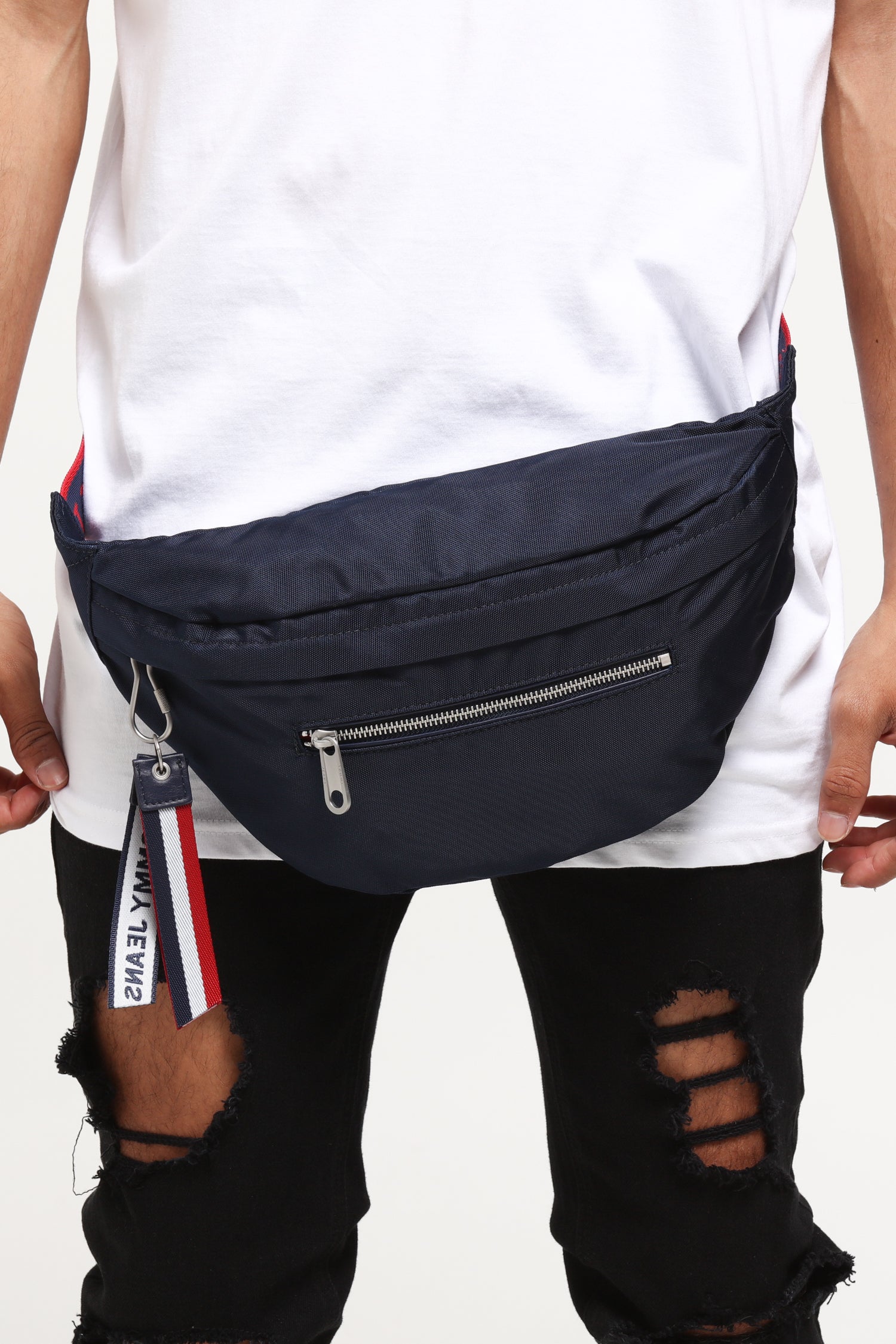 tommy jeans logo fanny pack