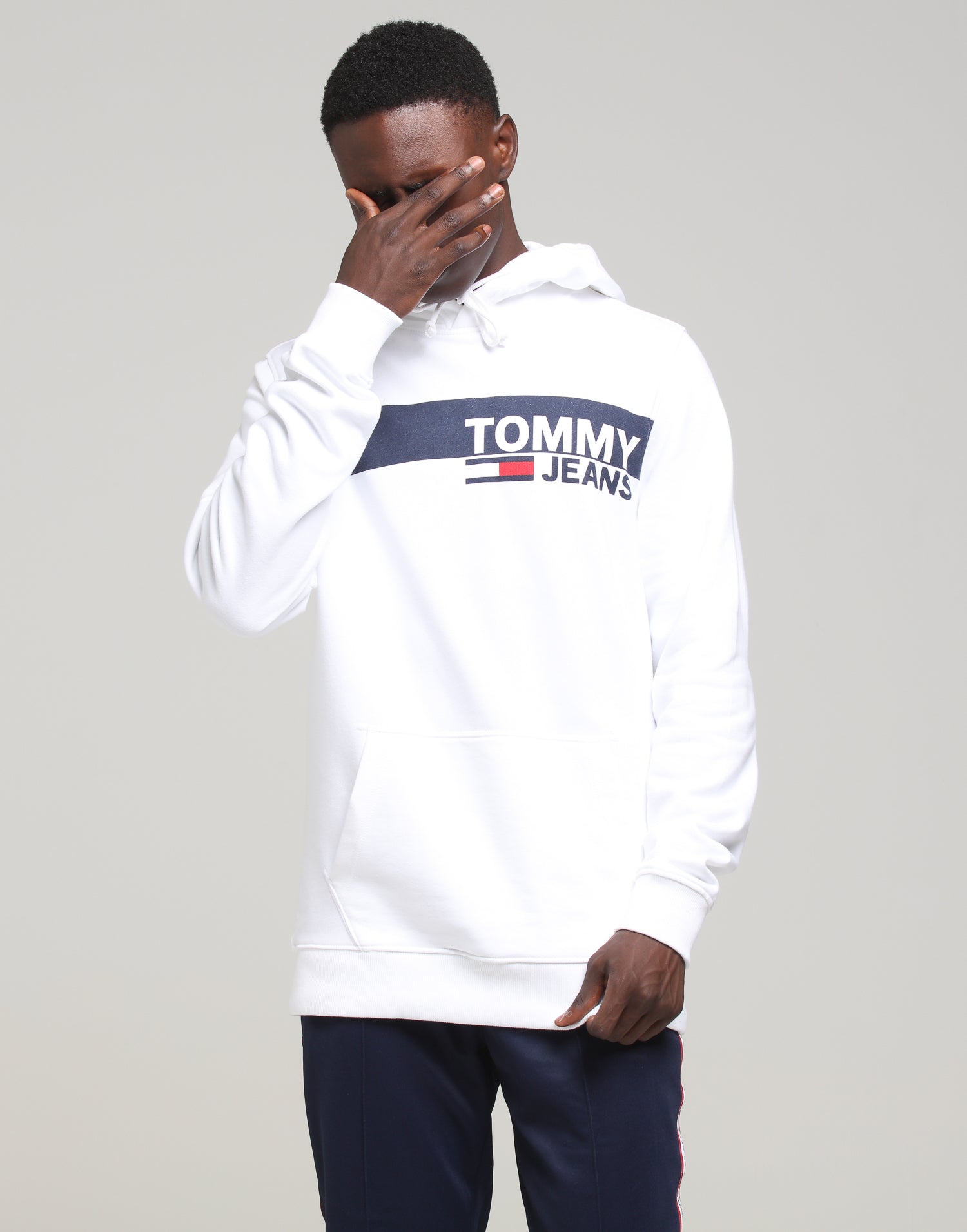 tommy hilfiger essential graphic hoodie