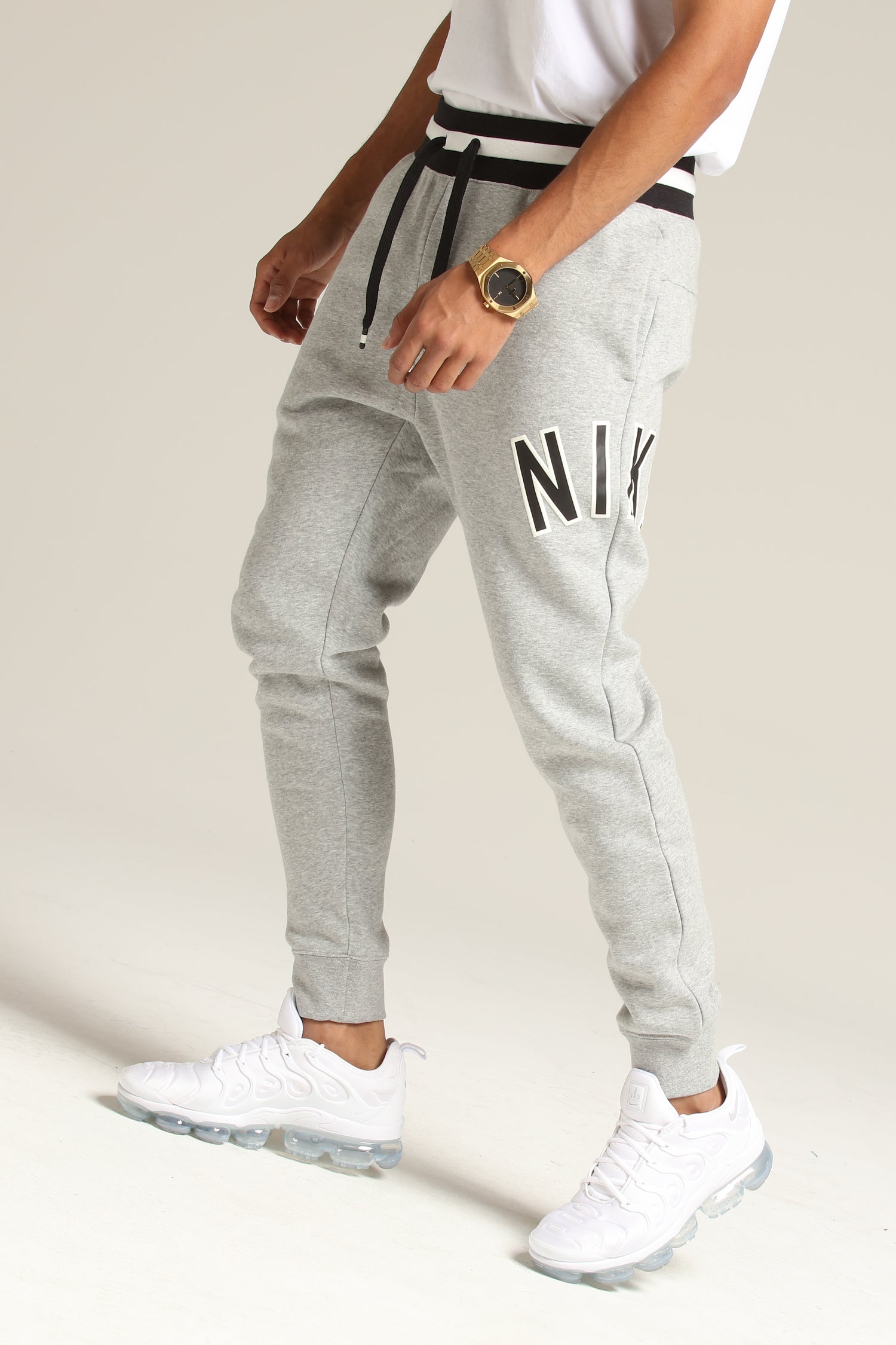 nike air track pants black