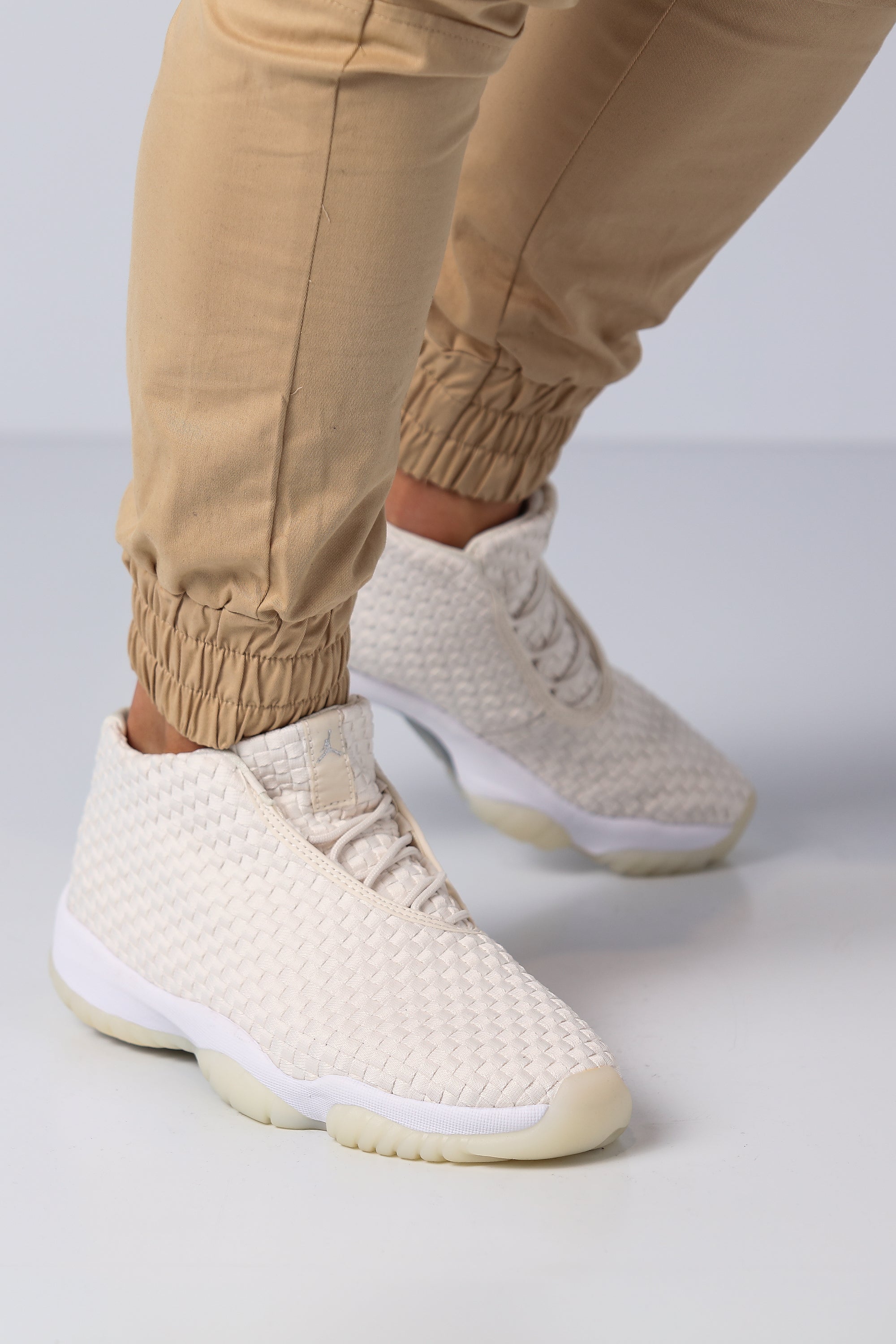 air jordan future white