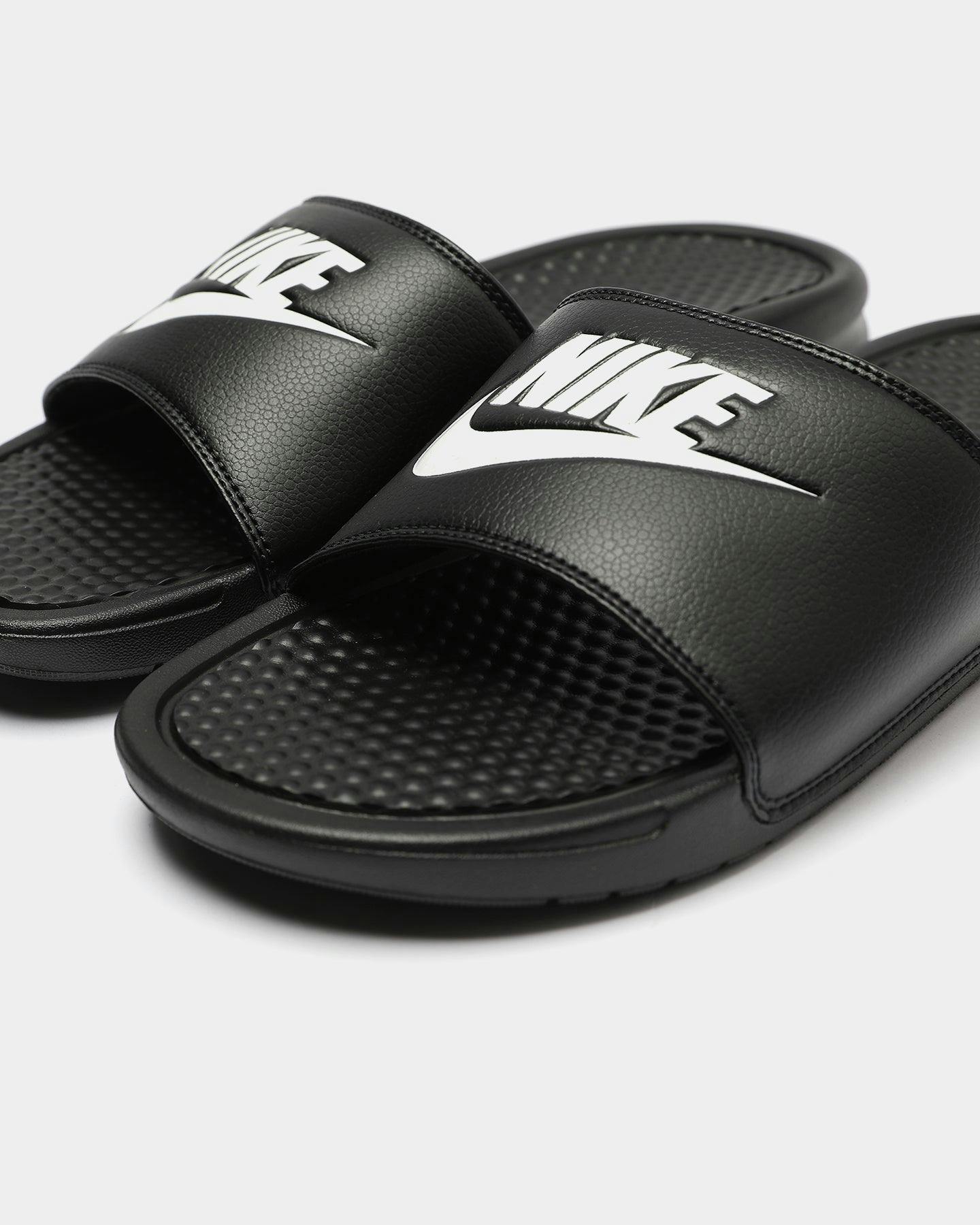 Nike Benassi 