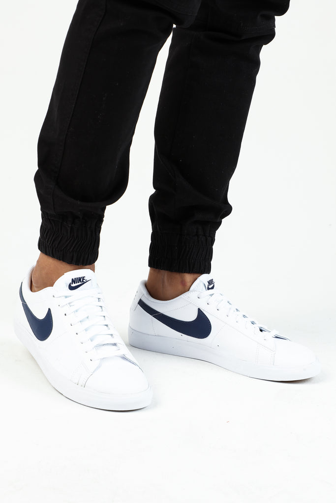 Nike Blazer Low LX White/Navy Nike Blazer Low LX White/Navy