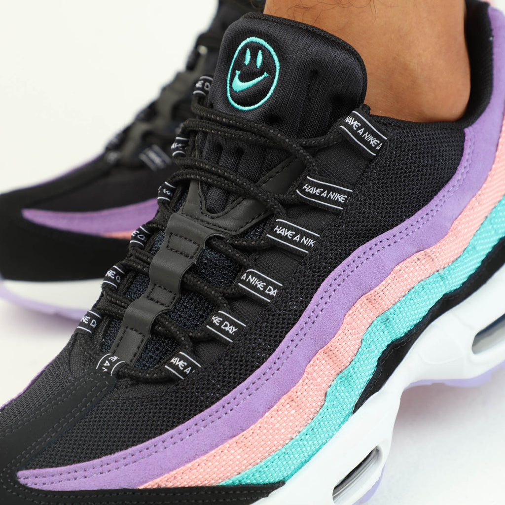 Nike Air Max 95 Nike Day Black/White/Coral