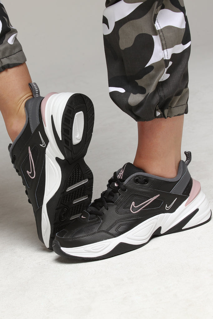 Nike Women's M2K Tekno Black/Plum Nike Women's M2K Tekno Black/Plum