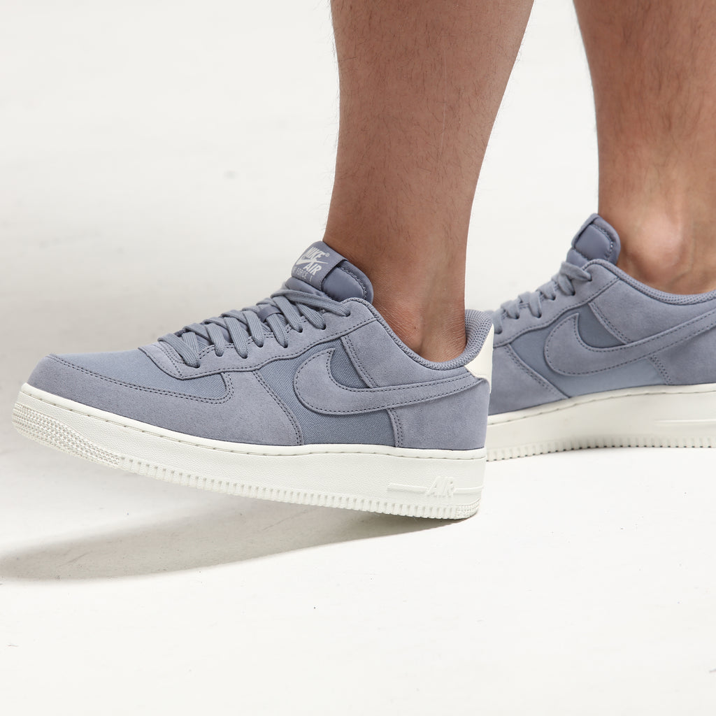 nike air force 1 07 blue suede