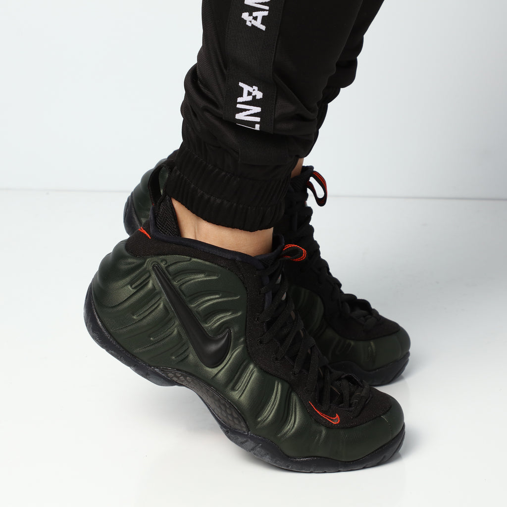 Nike Air Foamposite Pro Olive/Black/Orange