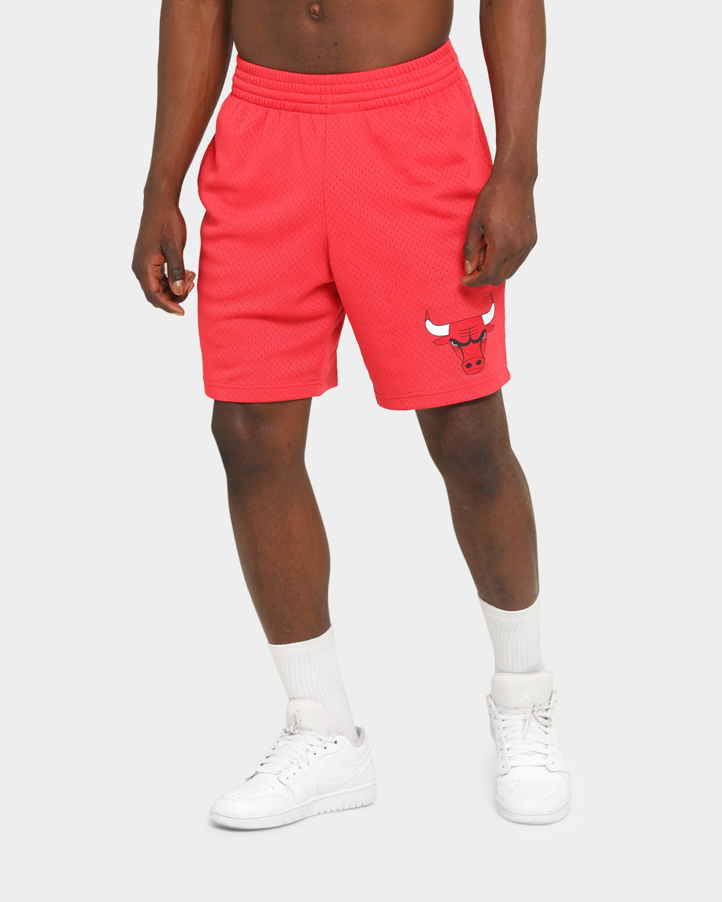 mitchell and ness chicago bulls shorts red