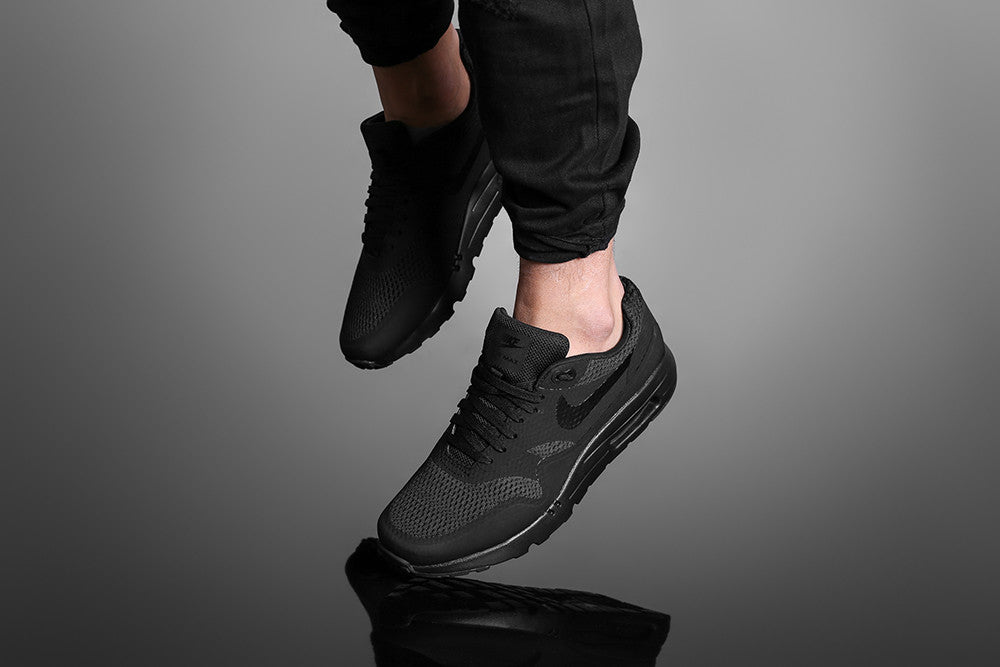 air max 1 ultra essential black